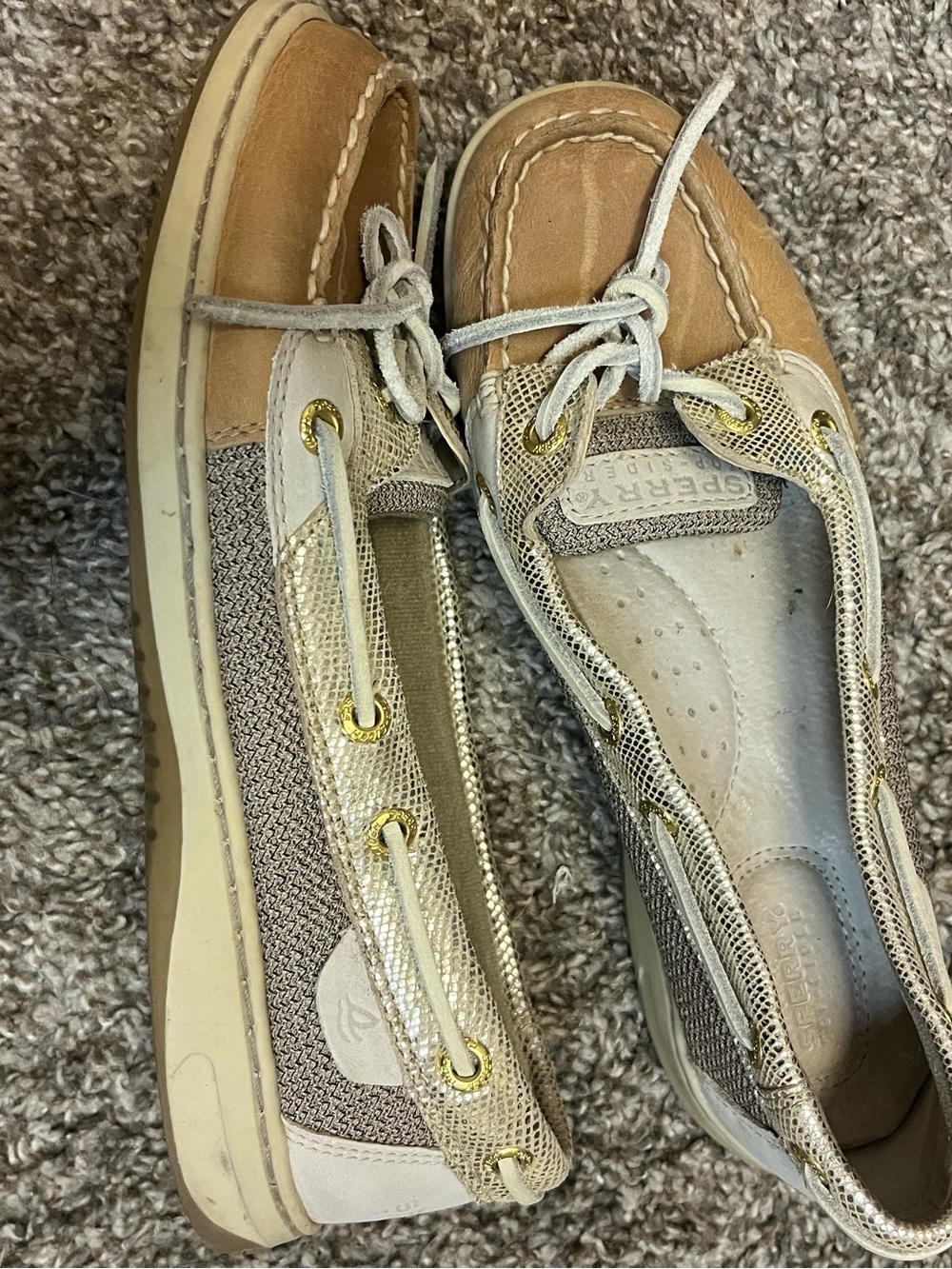 Sperry Women’s Tan/Gold Boat Shoe – Slip-On Comfort